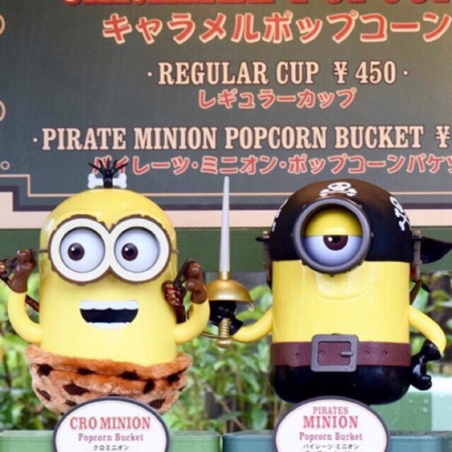 ถังป๊อปคอร์นมินเนี่ยน โจรสลัด 💛  popcorn bucket minion