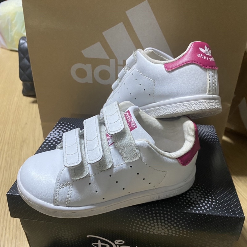 รองเท้าadidas stan smith ของแท้มือสอง