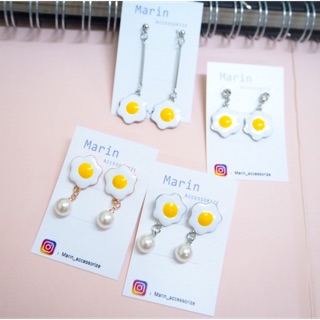 Fried egg earring