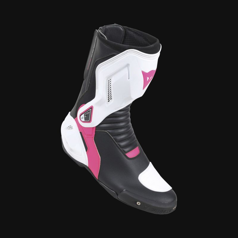 รองเท้า Dainese รุ่น Nexus Lady สีชมพู