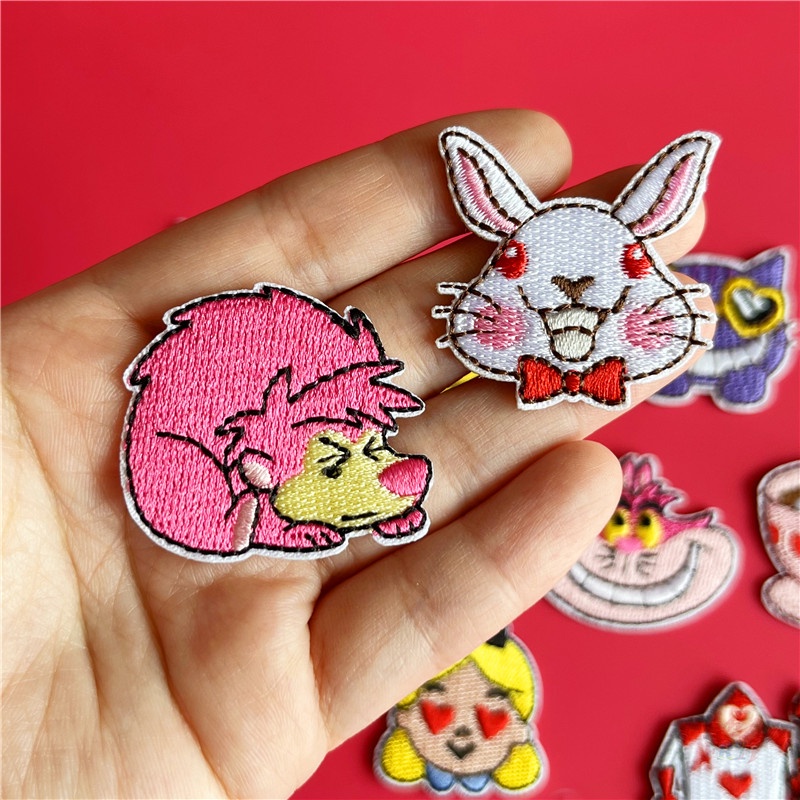 ☸ แผ่นแพทช์รีด ลายการ์ตูน Alice In Wonderland ☸ แผ่นแพทช์ รูปแมวเชสเชียร์ DIY สําหรับเย็บตกแต่งเสื้อผ้า 1 ชิ้น