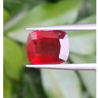 พลอยโรโดไลต์กาเน็ท (Rhodolite Garnet) 3.04 กะรัต (Cts.)