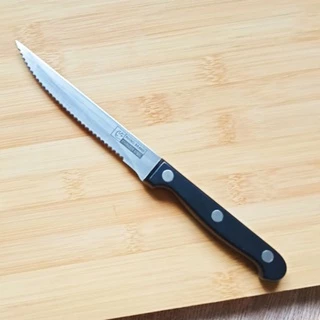 มีดสเต็ค steak knife ใบมีดเป็นร่องฟันเลื่อย หั่นเนื้อใด้ง่ายและสดวกยิ่งขึ้น