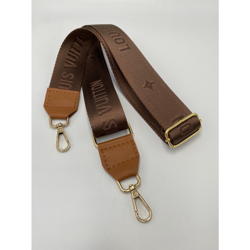 สายกระเป๋า LV สายสปอร์ตกระเป๋า กว้าง 1.5 นิ้ว x ยาว 47 นิ้ว, อะหลั่ยสีทอง