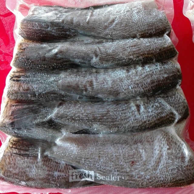 ปลาสลิดแดดเดียว Fresh sealer ไซค 10-8 ตัว / กก