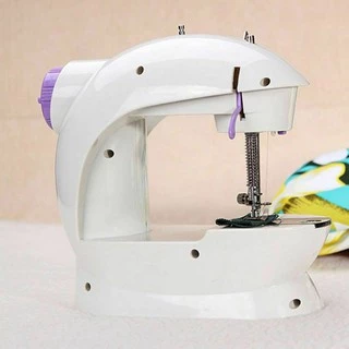 จักรเย็บผ้า ไฟฟ้า มินิ ขนาดพกพา Mini Sewing Machine จักรเย็บผ้าขนาดเล็ก พกพาสะดวก (สีม่วง)