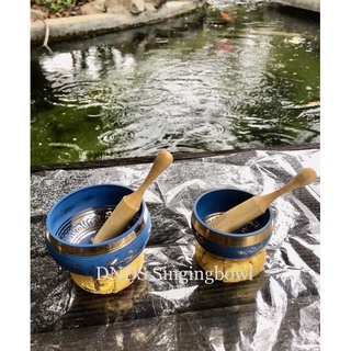 ขันธิเบต ฟ้า เขียว ชมพู ม่วง แกะลายอักขระสีทอง เซทหมอนรองพร้อมไม้วน (Singing Bowl Nepal 100%)
