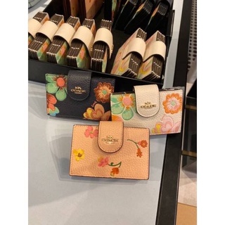 CARD CASE WITH  FLORAL ช่วยถนอมบัตร แถมความน่ารักเกินต้าน