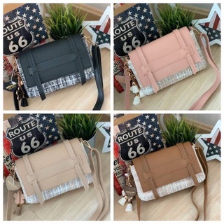 Mellow Sappy Mini Crossbody (ML5582) Code:B11D110765 แบรนด์แท้ 100% งาน Outlet