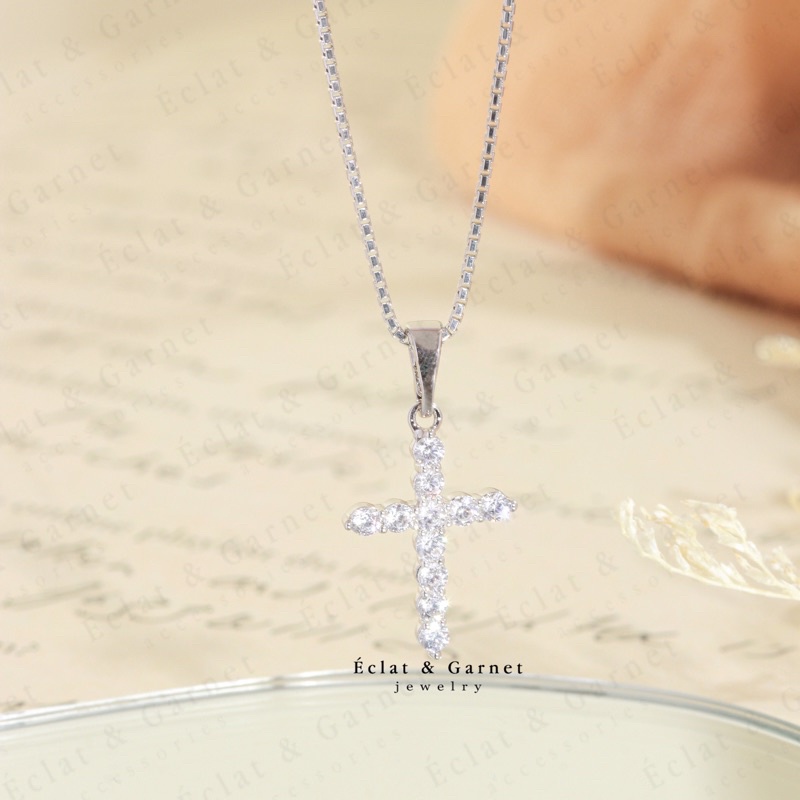 Eclat & โกเมน - SIMPLY CLASSIC CROSS MICRO สร้อยคอ BBE Premium Zircon เครื่องประดับ Rhodium ผู้หญิง 