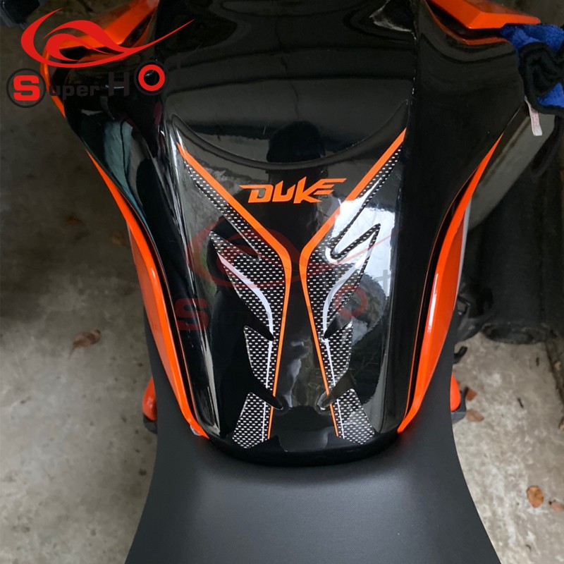 สําหรับ KTM DUKE 125 200 390 690 990 1290 DUKE390 DUKE200 อุปกรณ์เสริมฝาครอบ Pad Protector สติกเกอร์รูปลอก