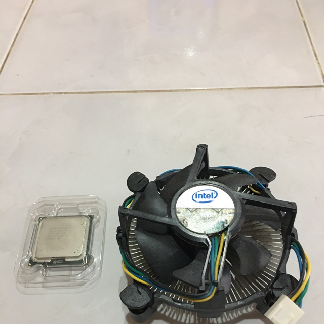 CPU 775 Pentium E6600 3.06 GHz.
