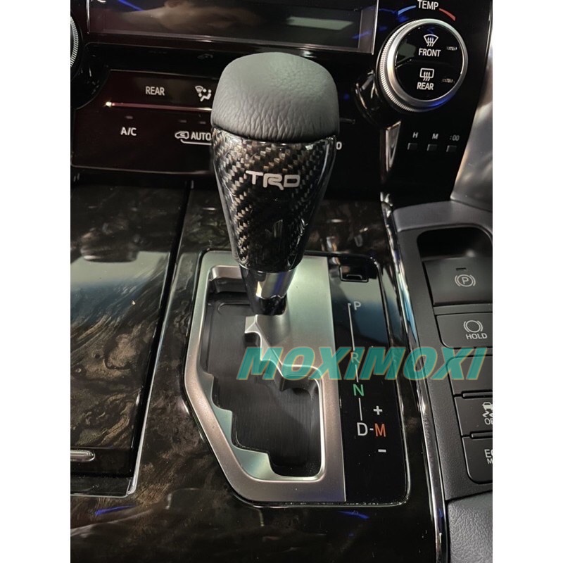 ลูกบิดเกียร์ TRD TOYOTA OEM คาร์บอนไฟเบอร์ (ALPHARD ANH30 VELLFIRE CAMRY WISH VIOS)