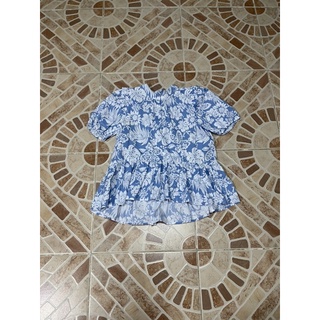 🎈Used Like New : เสื้อยืดลายดอกฟ้า-ขาว F&amp;F (พร้อมส่ง)