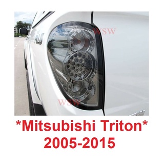 ไฟท้าย LED ฝาดำใส MITSUBISHI TRITON 2005-2015 รวมขั้วและหลอดไฟ มิตซูบิชิ ไทรทัน 2014 ไฟท้ายรถยนต์ ไฟหลัง ไฟled