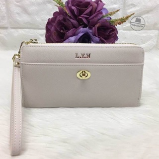 LYN CARLSTON LONG WALLET BAG (outlet) สีครีม