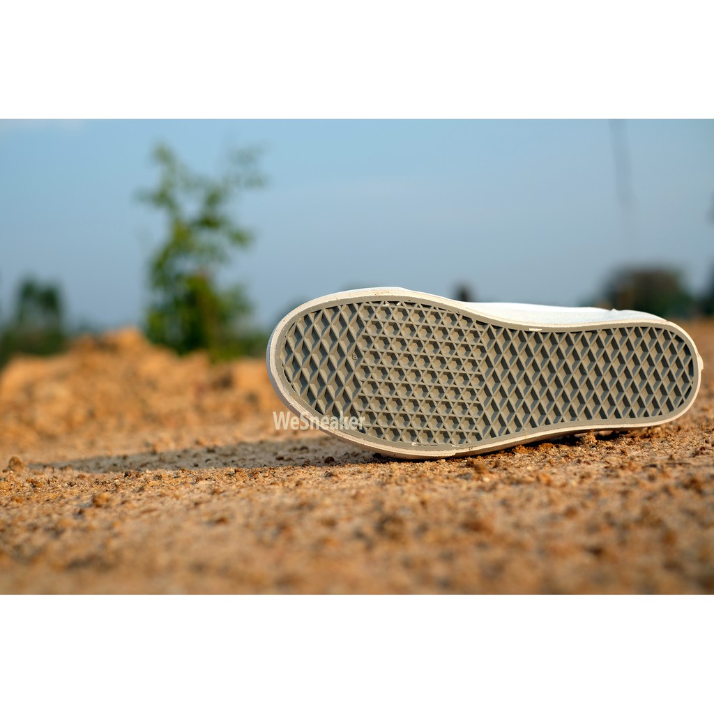 VANS Old Skool (Canvas) - True White รองเท้า VANS การันตีของแท้ 100% by WeSneaker VANS Thailand Authorized Dealer