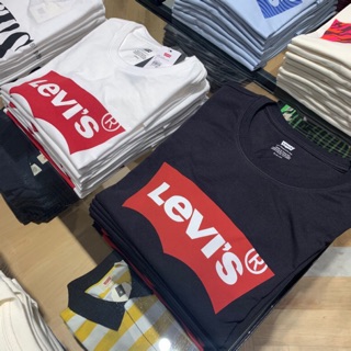 เสื้อยืดผ้านุ่ม Levi’s 100% (ของผู้ชาย) ของแท้💯💯จากช็อป มีไซส์นะคะสอบถามได้ S M L XL