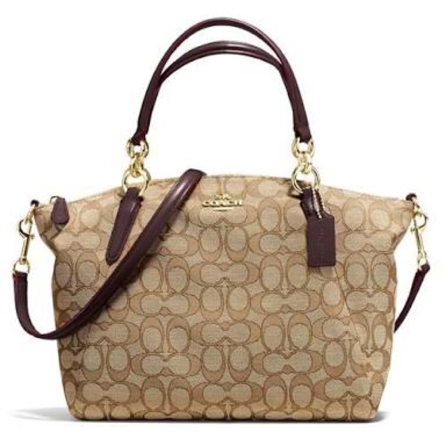 👜COACH สะพายทรงพัดไซส์มินิ👜