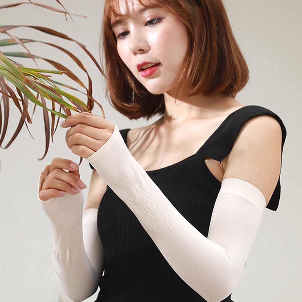 Helloshop 90320 ปลอกแขนกันแดด Let's Silim ปลอกแขน กันแสง UV แบบสวมนิ้ว (แพ็ค 1 คู่)