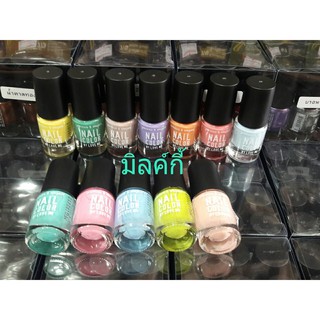 สีทาเล็บพีเมี่ยม nail color by love me มิลก์กี้