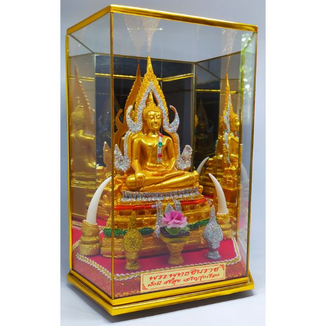 ของที่ระลึก ของขวัญขึ้นบ้านใหม่ งานปลดเกษียณ พระพุทธชินราช จัดตกเเต่งในตู้ขนาดใหญ่