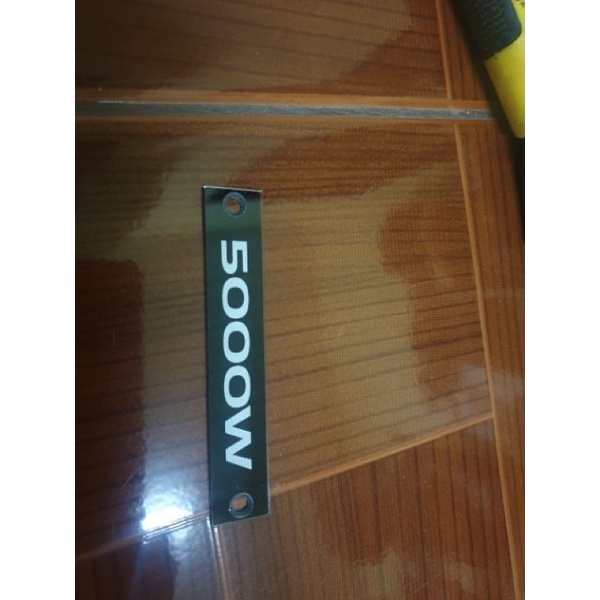 ป้ายโลโก้อะคลิลิคของแท่นรุ่นRo1600W