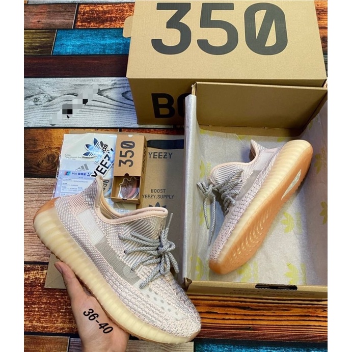 🙏รองเท้าของ Yeezy350📸ภาพถ่ายจากของจริง📸งานดีงานสวยสั่งเลยส่งทุกวัน🛒พร้อมส่งฟรีอุปกรณ์ครบตามรูปส่งเอง(รับตัวแทน)👫😍🙏