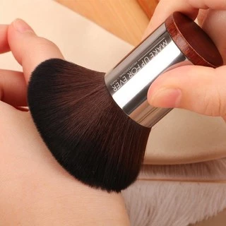 MUF แปรงคาบูกิ MAKE UP FOR EVER Kabuki แปรงลงแป้ง ลงรองพื้น