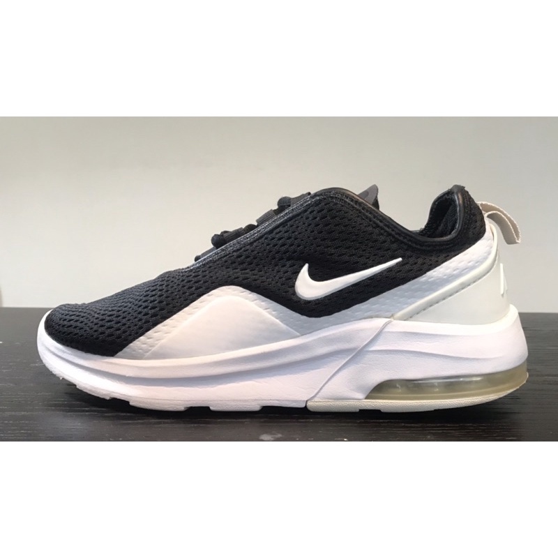 Nike Sneaker Air Max Motion 2 A00266-003 ขนาด38.5 ยาว 24.5 ซม. รองเท้ามือสองจองแท้🔥
