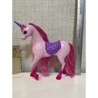 ม้า unicorn barbie สภาพดีค่ะ ของแท้ มีรอยตามภาพ