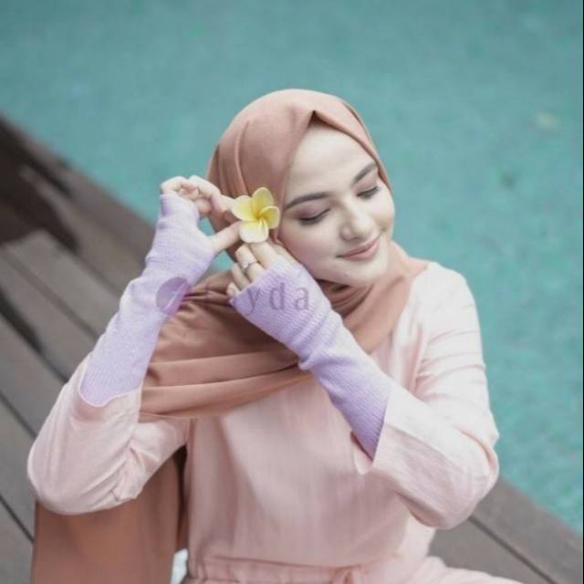 Ori Fayda กระเป๋าถือผ้าถัก