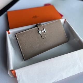 กระเป๋าสตางค์ Hermes