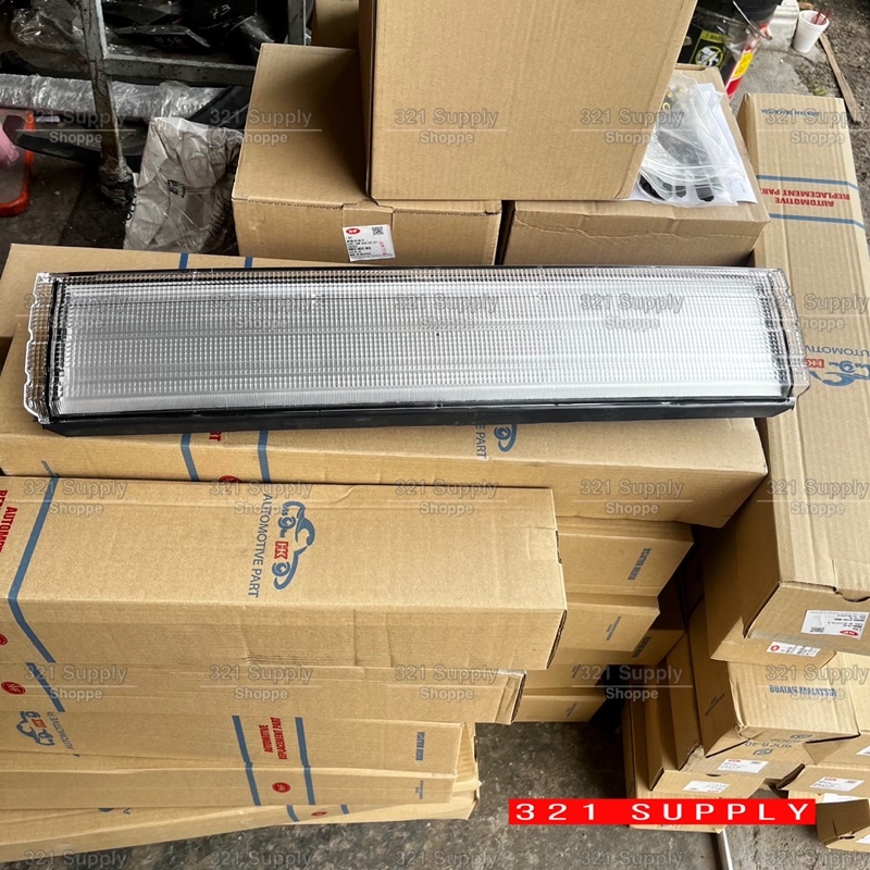 PROTON ISWARA (CC3) 1993 - 2002 SEDAN REAR REPLLER ALBINO // S/D TRUNK LID WHITE CLEAR PUTIH 93 94 9