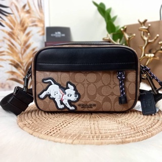 COACH (F91498) DISNEY X COACH GRAHAM CROSSBODY IN SIGNATURE CANVAS WITH DALMATIANN