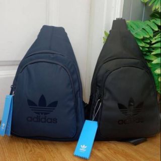 Adidas Unisex Originals Bag กระเป๋าสะพายสไตล์สปอร์ต