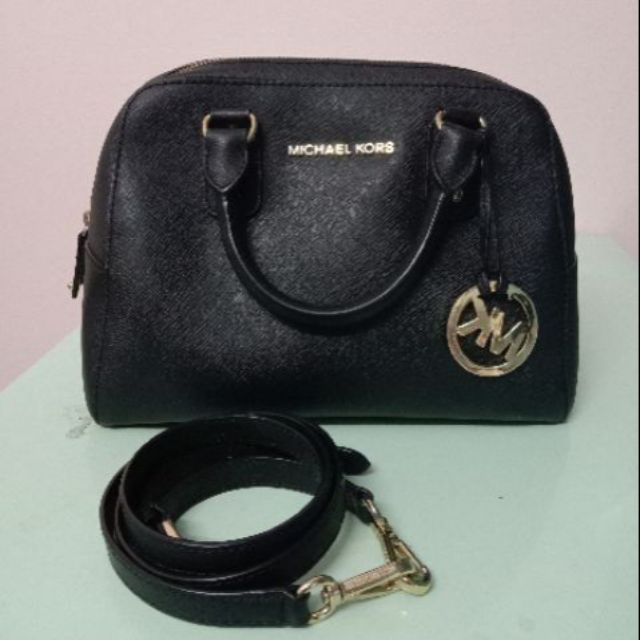 .กระเป๋าทรงหมอนmk ของแท้มือสอง