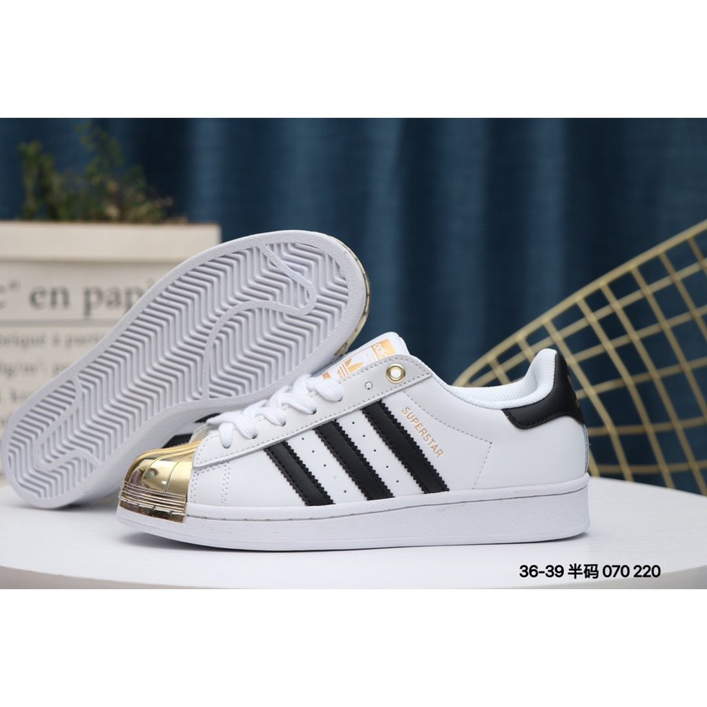 Adidas Clover Head Layer Gold Shell Head Plate รองเท้าผ้าใบลําลองสีทอง ...