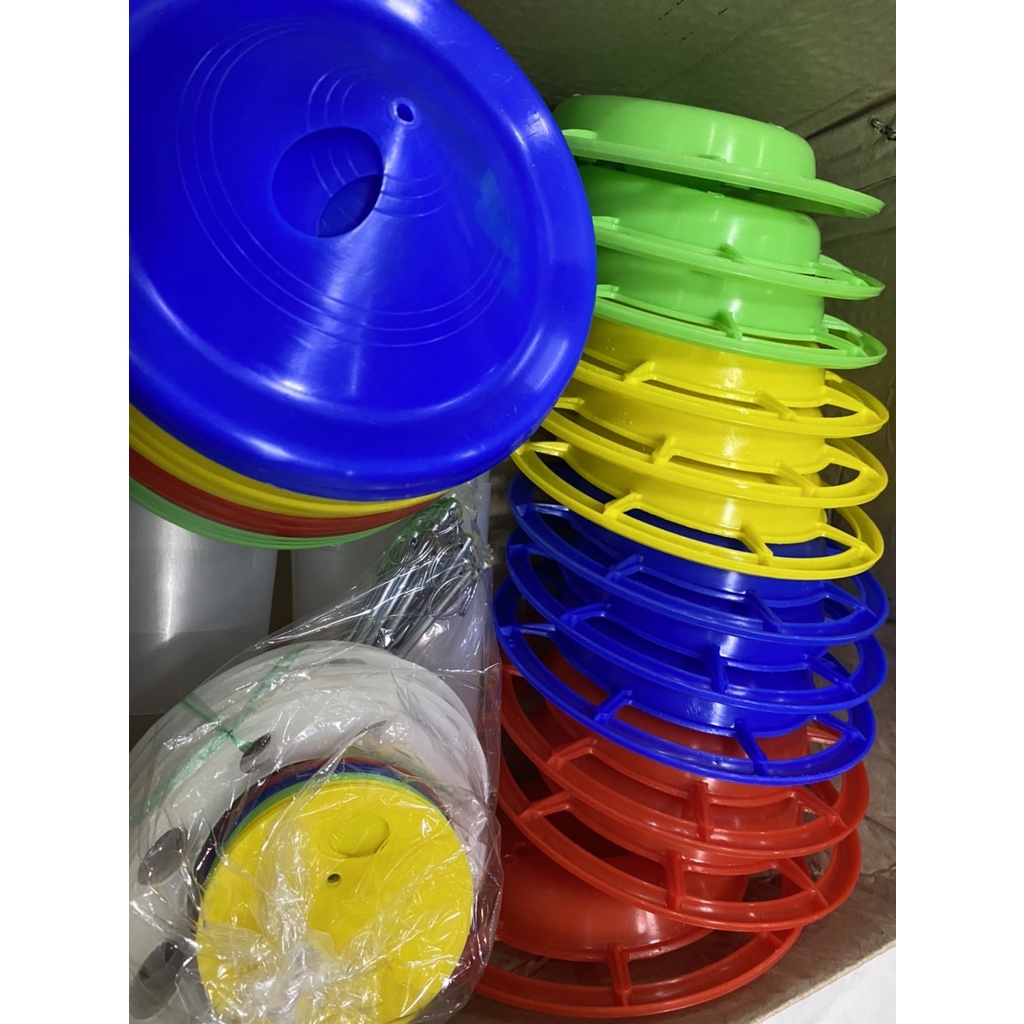 โคมข้าวนก โคมข้าวไก่ รุ่นใหม่ เป็น ถังอาหารนก หรือ ถังอาหารไก่ หรือ ที่ให้อาหารอัตโนมัติ ที่ให้อาหารนก (คละสี) - รูปที่ 4