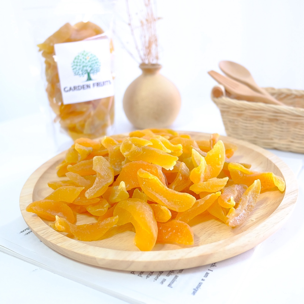 Dried Peach Slice ลูกพีชอบแห้งแบบ เกรด A สูตรน้ำตาลปกติ ผลไม้อบแห้ง By Garden Fruits
