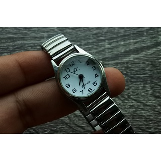 นาฬิกา Vintage มือสองญี่ปุ่น DL DANIELE ระบบ Quartz ผู้หญิง ทรงกลม กรอบเงิน หน้าเงิน หน้าปัด 21mm