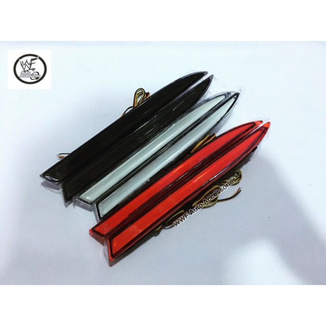 Perodua Alza เก่า / Myvi 2011 Lagi Best กันชนหลังรถยนต์ LED Reflector / Light Bar ฟังก์ชั่น 2 in 1 (