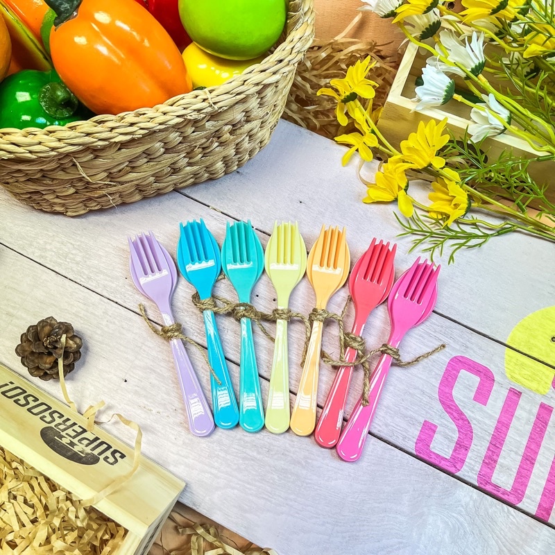 SuperSOSO! ช้อนส้อมสีรุ้งขนาดกลาง ชุดช้อนส้อม RAINBOW Fork & Spoons M ขนาด16ซม (6.3นิ้ว) เมลามีน มี7สี เซตช้อนส้อม