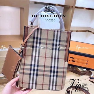 BURBERRY FRAGRANCES CROSSBODY BUCKET / BURBERRY  BUCKET กระเป๋าสะพาย Burberry ทรงtote ลายออริจินอล