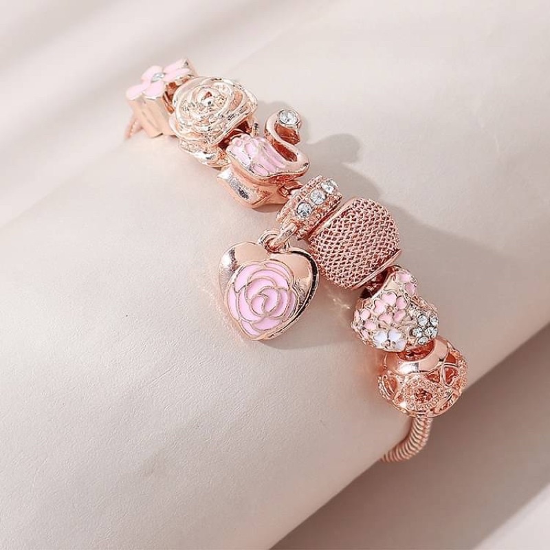 พร้อมส่ง(มือ)กำไลข้อมือ  PANDORA🌸 เครื่องประดับเพิ่มเสน่ห์เพื่อผู้หญิง  กำไลข้อมือสวยระดับ Pandora ล