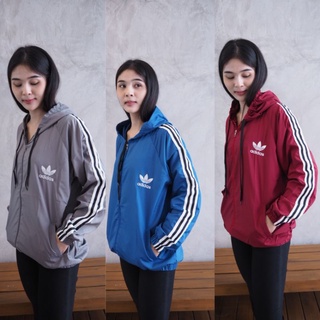 แหล่งขายและราคาเสื้อคลุมผ้าร่ม Adidas ใส่วิ่ง ใส่กันแดด มีให้เลือก6สีสวยๆ กดติดตามมีโค้ชส่วนลดอาจถูกใจคุณ