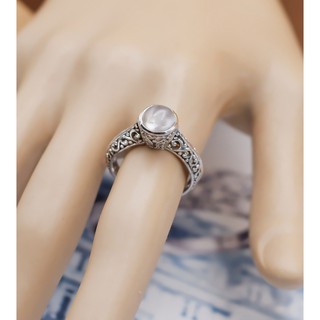 แหวนพลอยมูนสโตน Moonstone แหวนวินเทจลายฉลุเงินแท้ 925 พลอยเสริมเสน่ห์แห่งความเป็นหญิง ดึงดูดเพศตรงข้าม