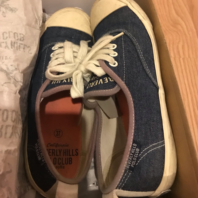 รองเท้าผ้าใบผูกเชือก Beverly Hills polo club แท้ ไซร้ 37 สียีนเข้ม สวยพร้อมกล่อง