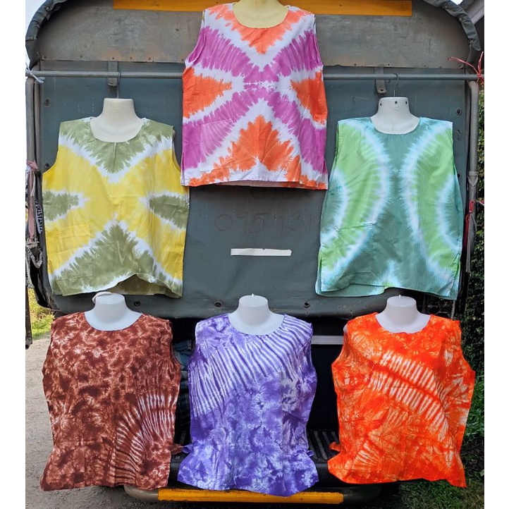 เสื้อย้อมแม่บ้านเสื้อแขนกุดคอกระเช้าสายเดี่ยวใส่เย็นสบายเนื้อผ้าใส่เย็นเนื้อนิ่มผ้าอ่อนใส่ได้ทุกฤดู