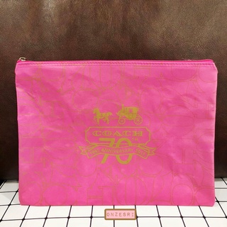 กระเป๋า Coach 70th Anniversary 2011 Flat Pouch สีชมพู สภาพใช้งาน